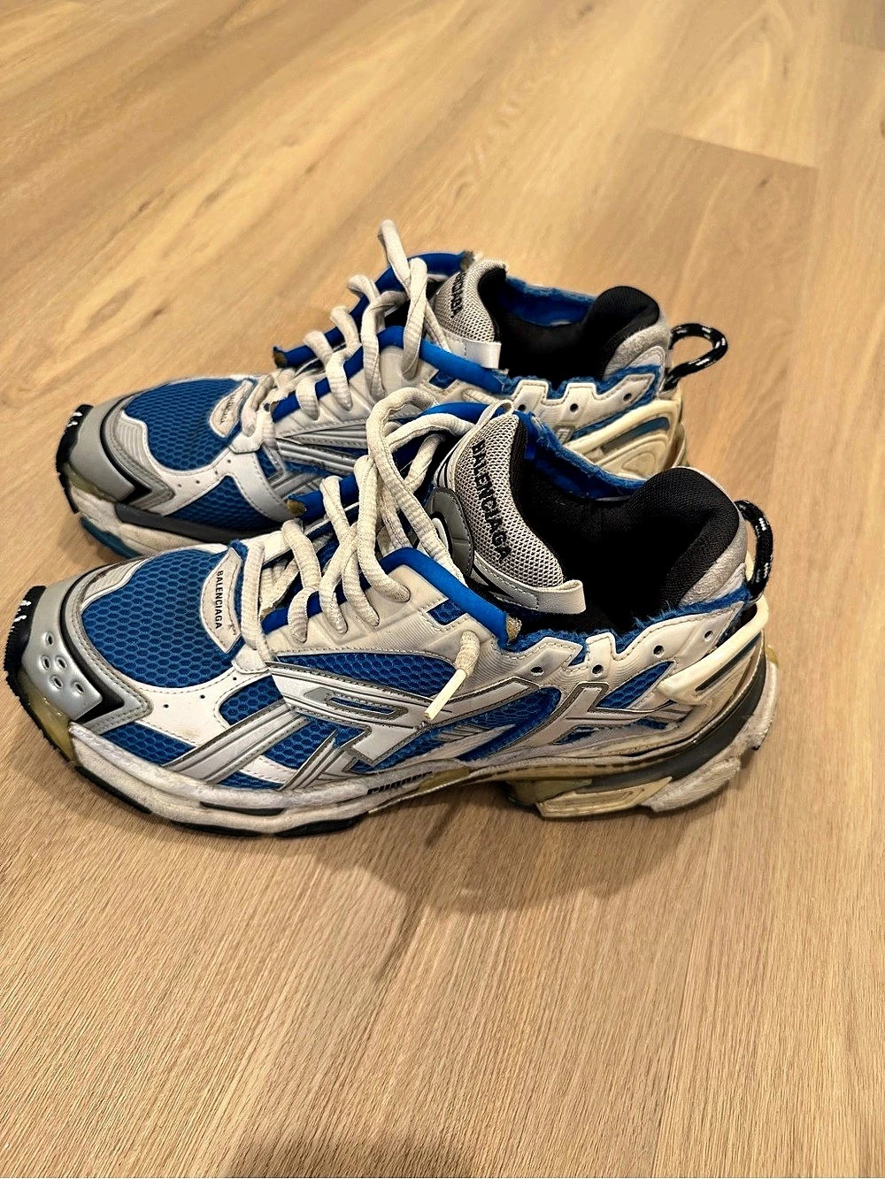 Balenciaga Runner Sneaker Blue & White Sneakers